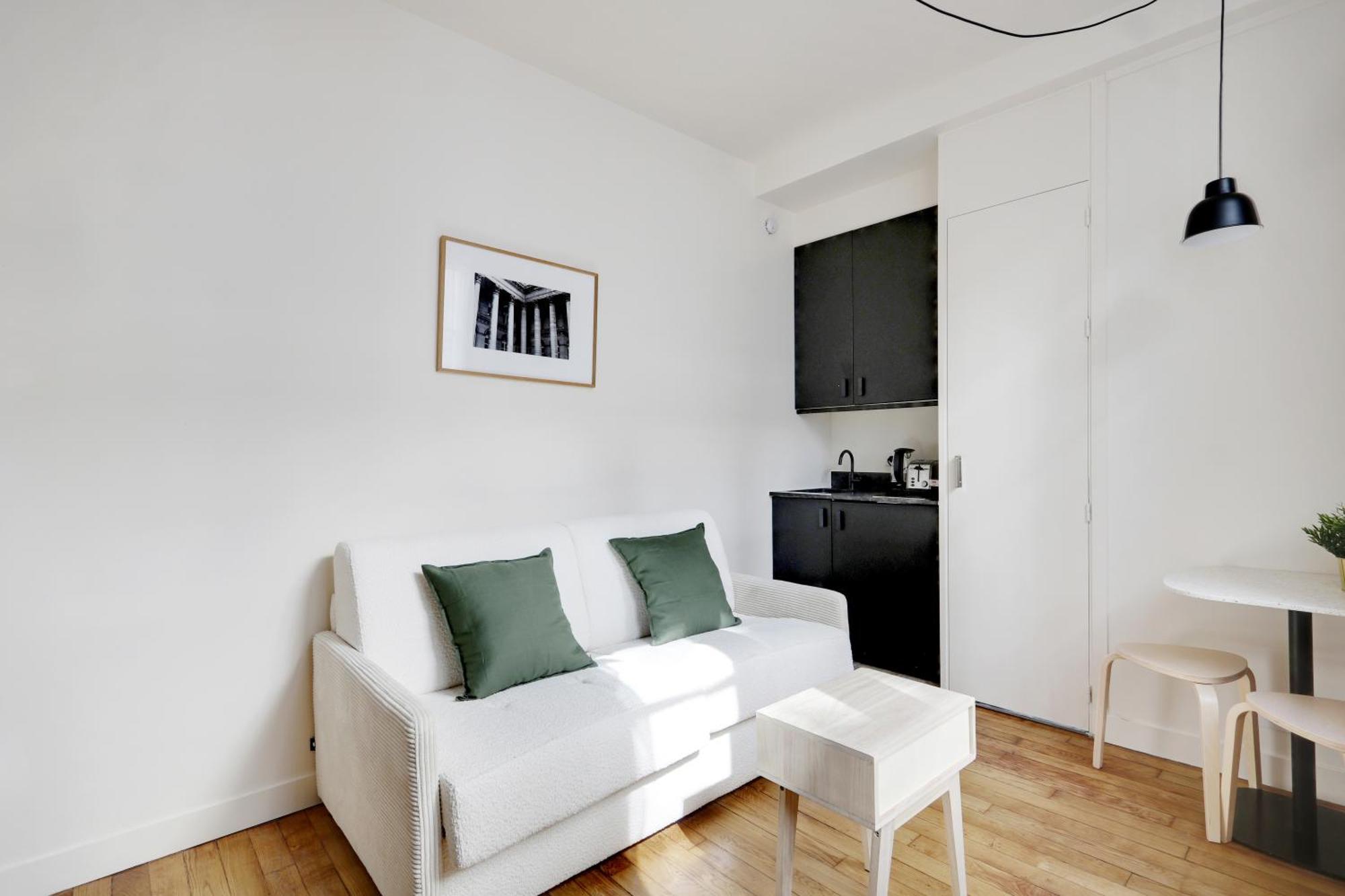 Pick A Flat's In Madeleine - Rue Tronchet * Parigi